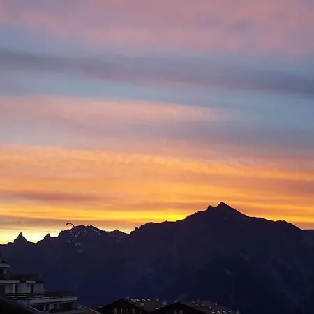 Superbe Avec Vue Panoramique Au Pied Des Pistes Apartmán *