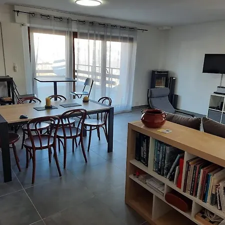 Superbe Avec Vue Panoramique Au Pied Des Pistes * نينداز