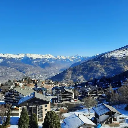 Superbe Avec Vue Panoramique Au Pied Des Pistes * Nendaz